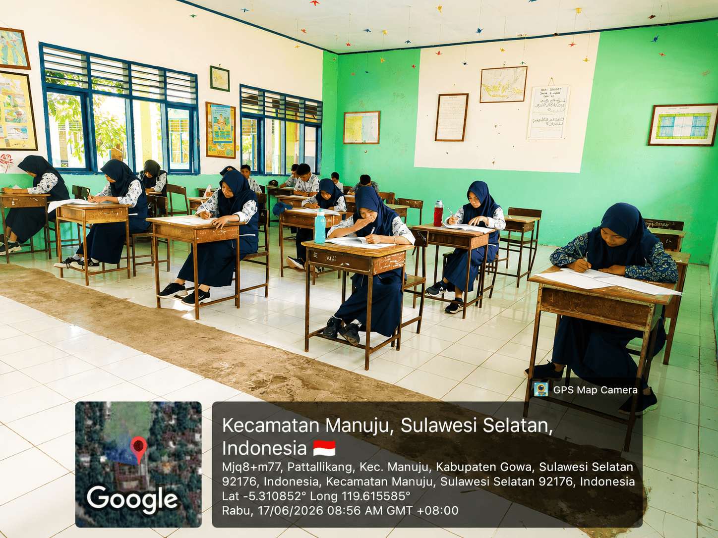 Hari Kedua Ujian Sekolah, Siswa Kelas VII dan VIII SMPN 1 Manuju Ikuti Ujian Matematika dan Pendidikan Pancasila dengan Tertib